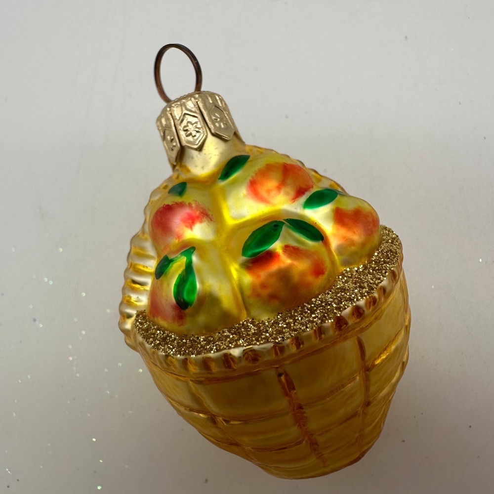 1995‎ Patricia Breen Apple Basket 2.36" Ornament